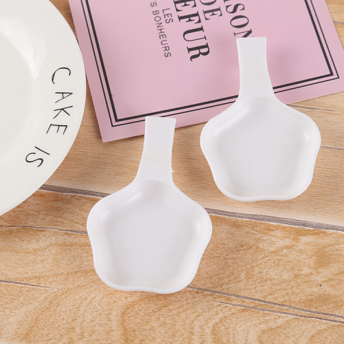 Pen holder for books, French painting, plastic pen holder, ink dish, water dish, small inkstone, ink pool wholesale