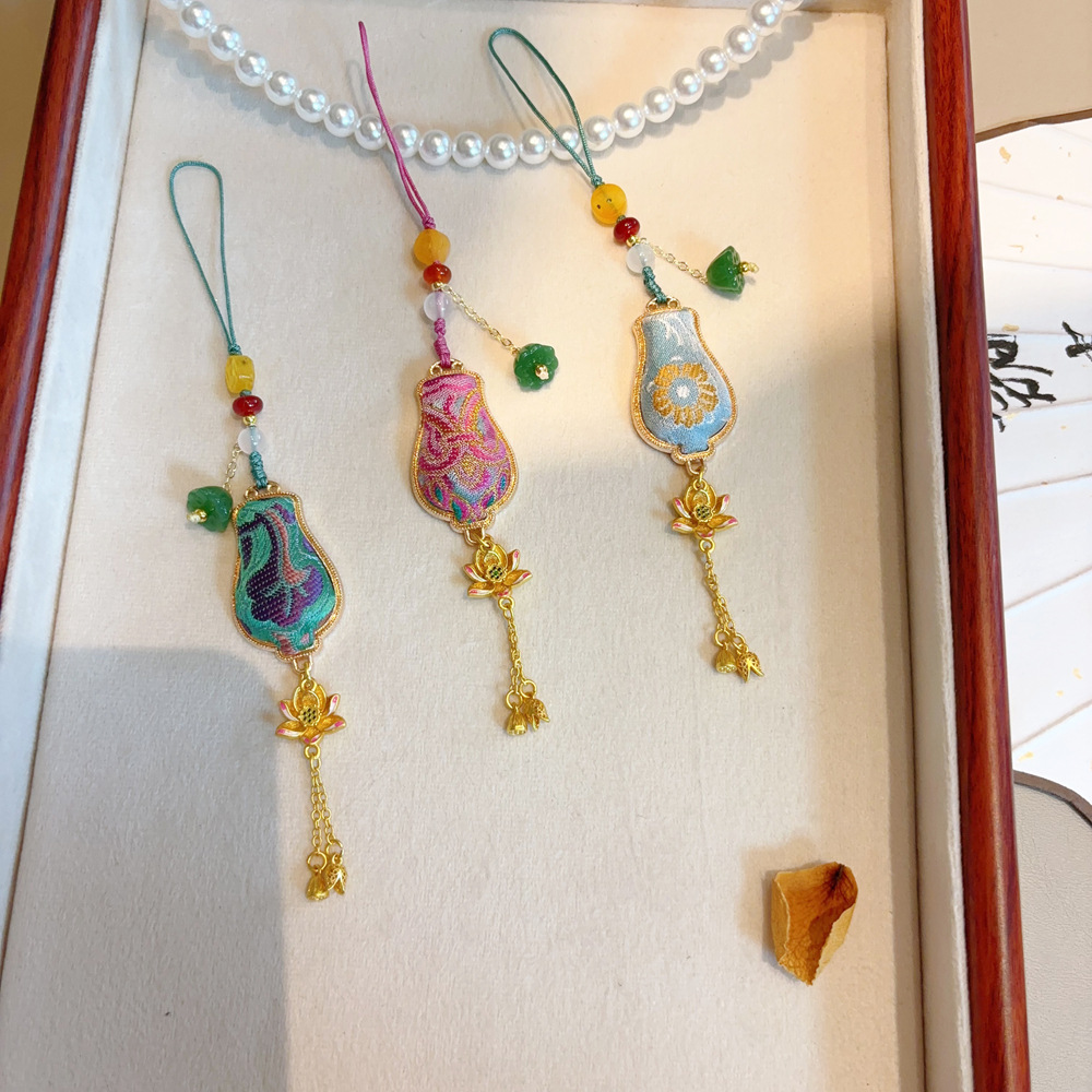【成品】宝瓶葫芦非遗东方美学宋锦平安富贵瓶 挂饰/手工古风饰品