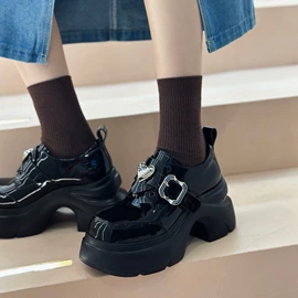 女式休闲单鞋;女式运动单鞋;女式时装单鞋