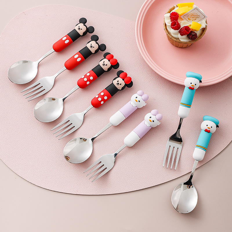 Cuchara de acero inoxidable de Disney Juego de tenedor y cuchara para niños Cuchara de comida casera Cuchara de comida para bebés Cuchara pequeña Dibujos animados de alto valor