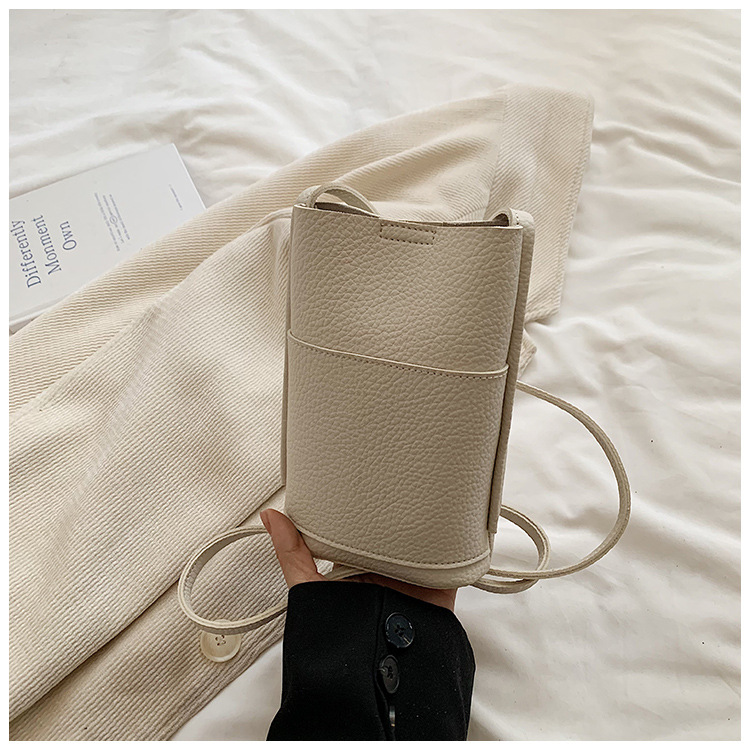 Versione coreana della nuova borsa a tracolla versatile casual per telefono, semplice, alla moda e alla moda, da donna, mini borsa carina_voghion.com