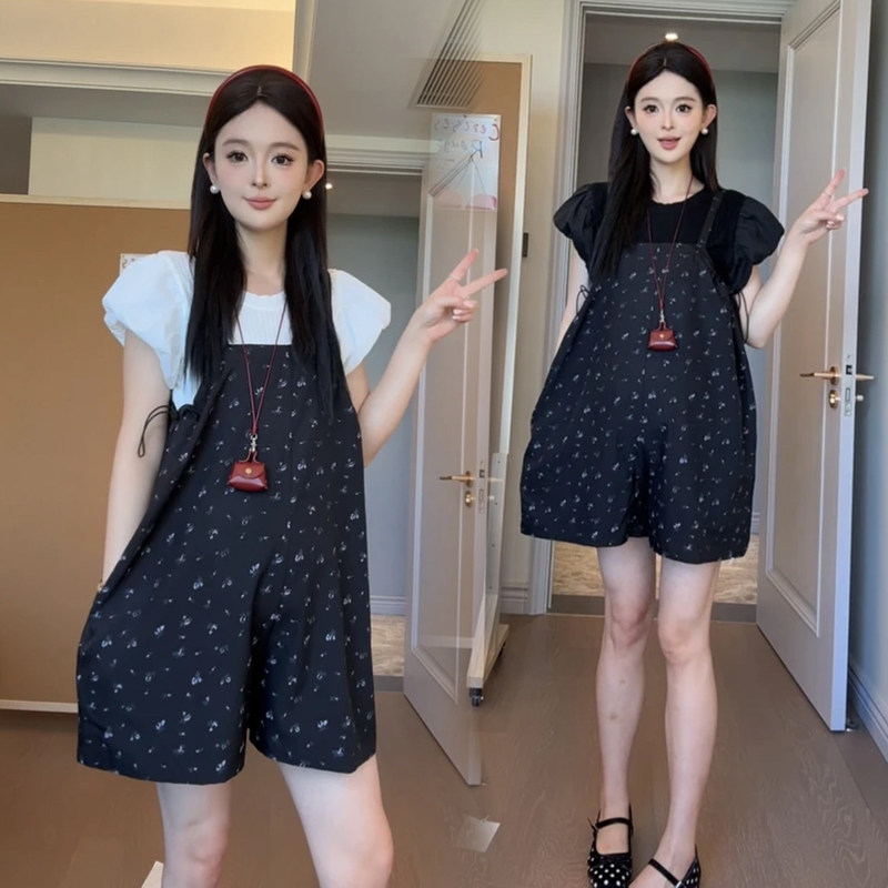 Maternity Thin Overalls for Summer 2026 New Style Loose Casual Petite Shorts Set Two-Piece Trendy Maternity Thin Overalls for Summer 2026 New Style Loose Casual Petite Shorts Set Two-Piece Trendy