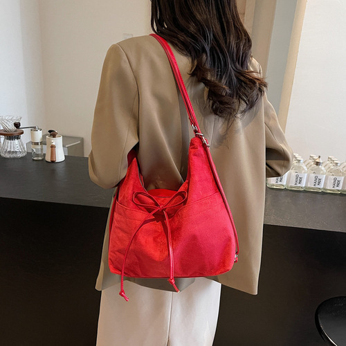 New retro shoulder bag women's 2024 autumn and winter fashionable multi-purpose backpack all-match large-capacity tote bag
