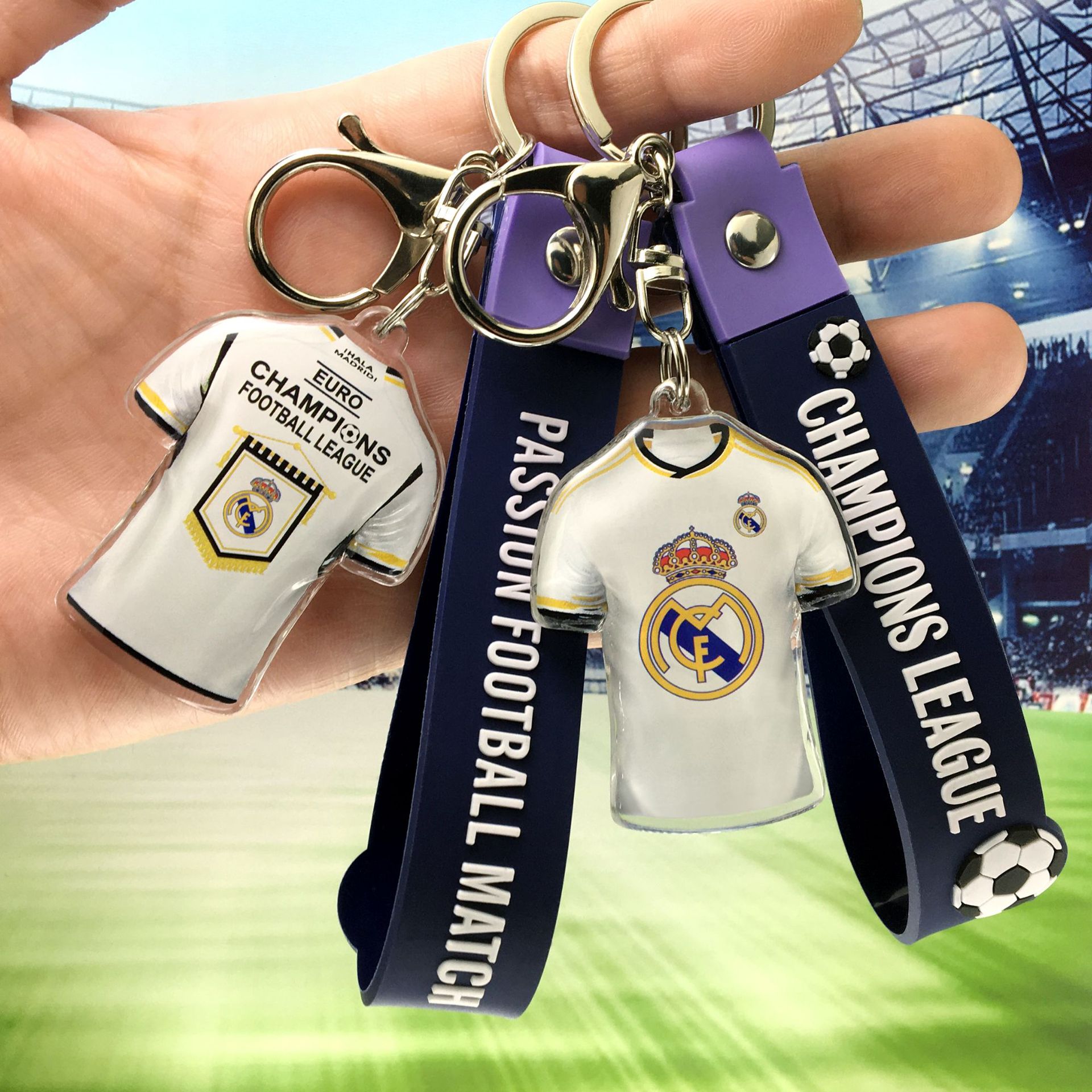 23-24赛季-皇家马德里主场球衣-队徽+墨蓝手带