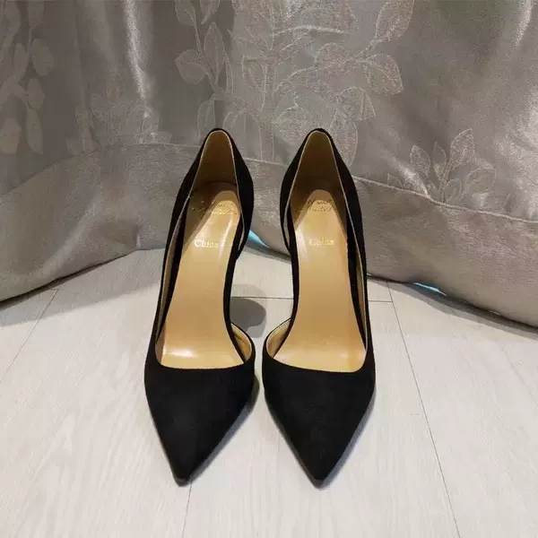 Black [10cm]