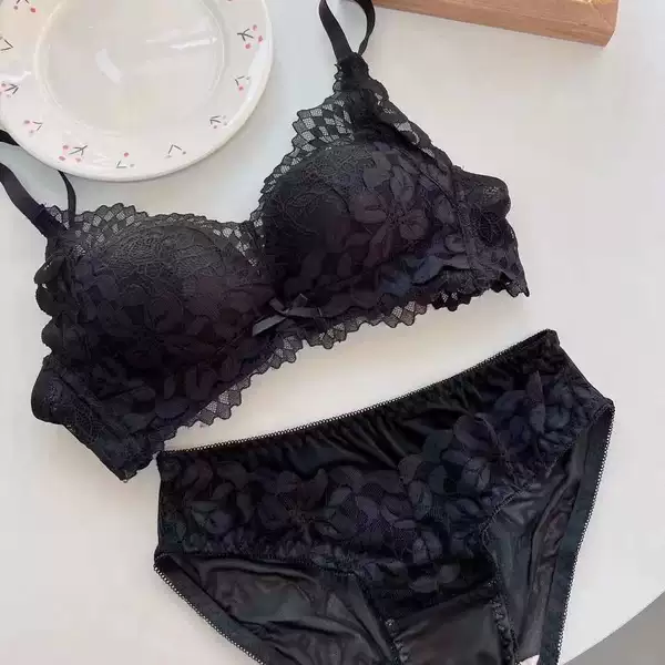 Black set