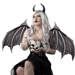 �f�}����gҹ���y������߄�����ۯB�ڰ�ɫ�o������ħ���^���