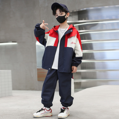 Boys' Spring and Autumn Set, Stylish Sporty School Uniform for Children with Hood, Trendy and Fashionable for Middle and Older Boys