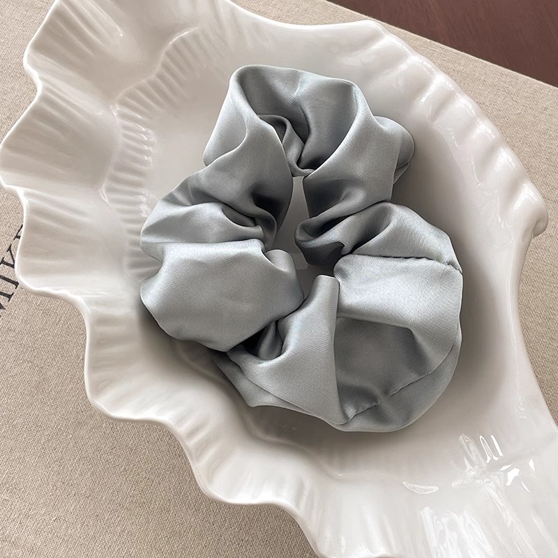 Anillo de pelo de cerdo coreano de seda satén de color sólido de alta calidad de la cabeza de la cuerda de cabello de flores de estilo francés de cola de caballo correa de cabello para mujeres