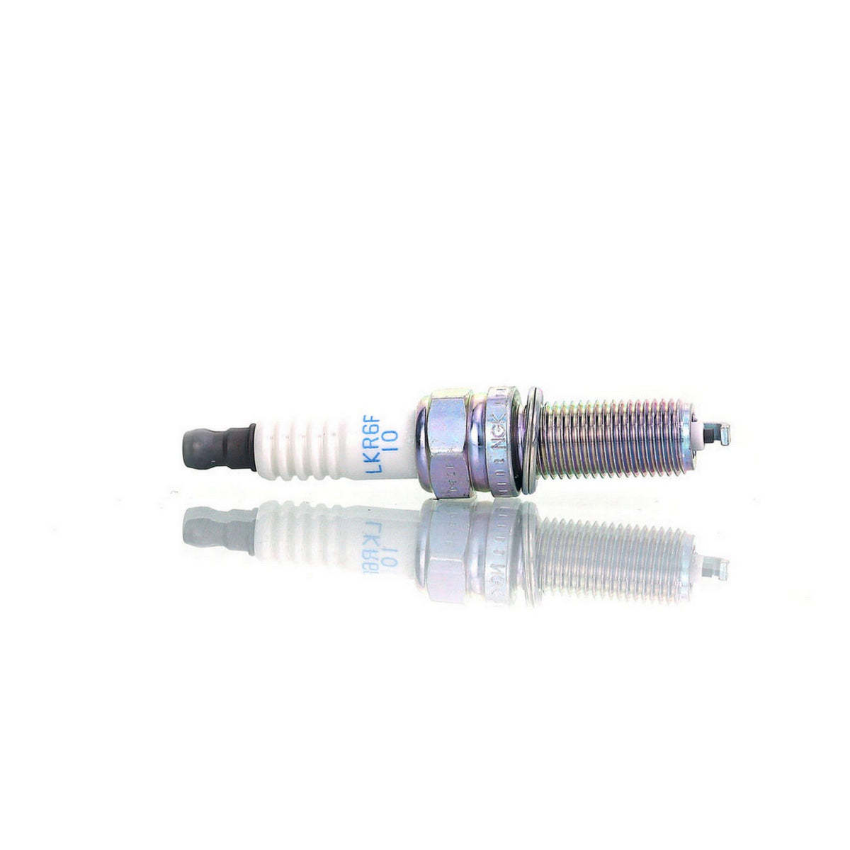 Neutral spark plug 09482-00653-00 Suzuki spark plug LKR6F-10 suitable for Suzuki common materials