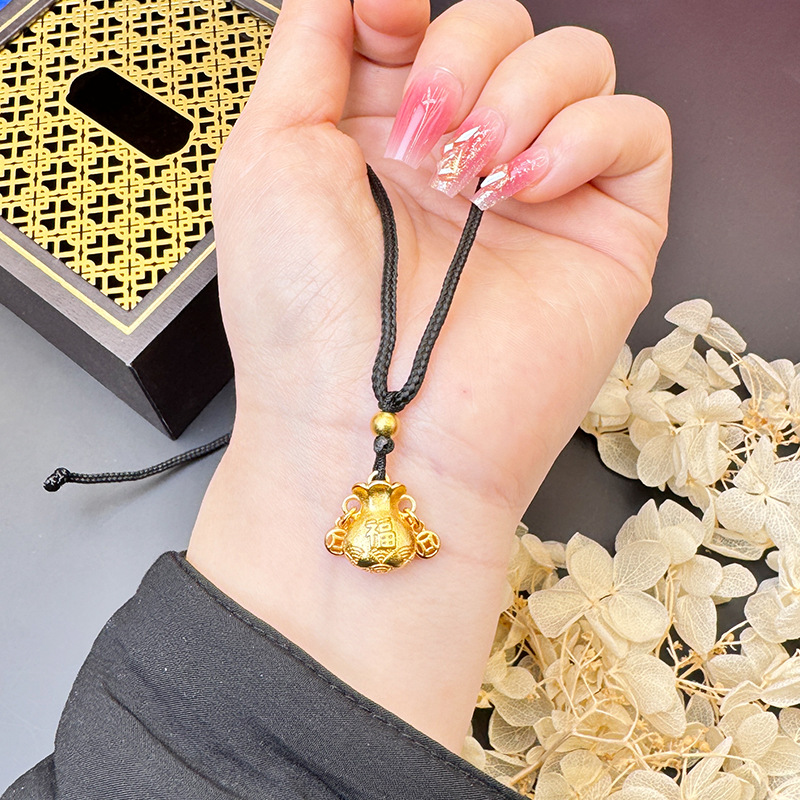 Vietnam arena oro personalizado Lucky Bag collar negro cuerda palabra suerte Xiangyun joyería hombres y mujeres accesorios todo fósforo antiguo patrimonio suministro