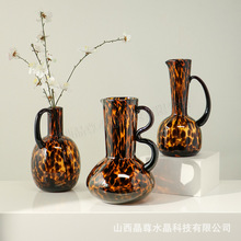 �p�����ϵ�л�Ƥ�c���y�й��L�b�Ʒ������ƿ�廨�߼��Д[���b�