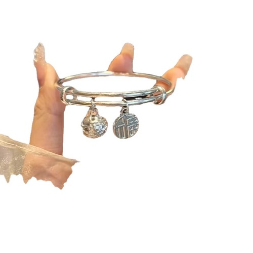 Möbius strip fugitive princess bow bell bracelet female opening adjustable bestie bracelet temperament jewelry