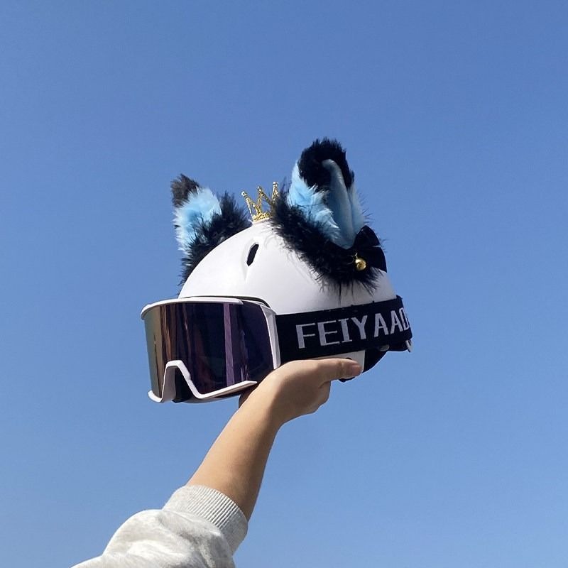Snow helmet decoration: black and blue plush cat ears for motorcycle helmets, suitable for half-helmets, detachable and creative