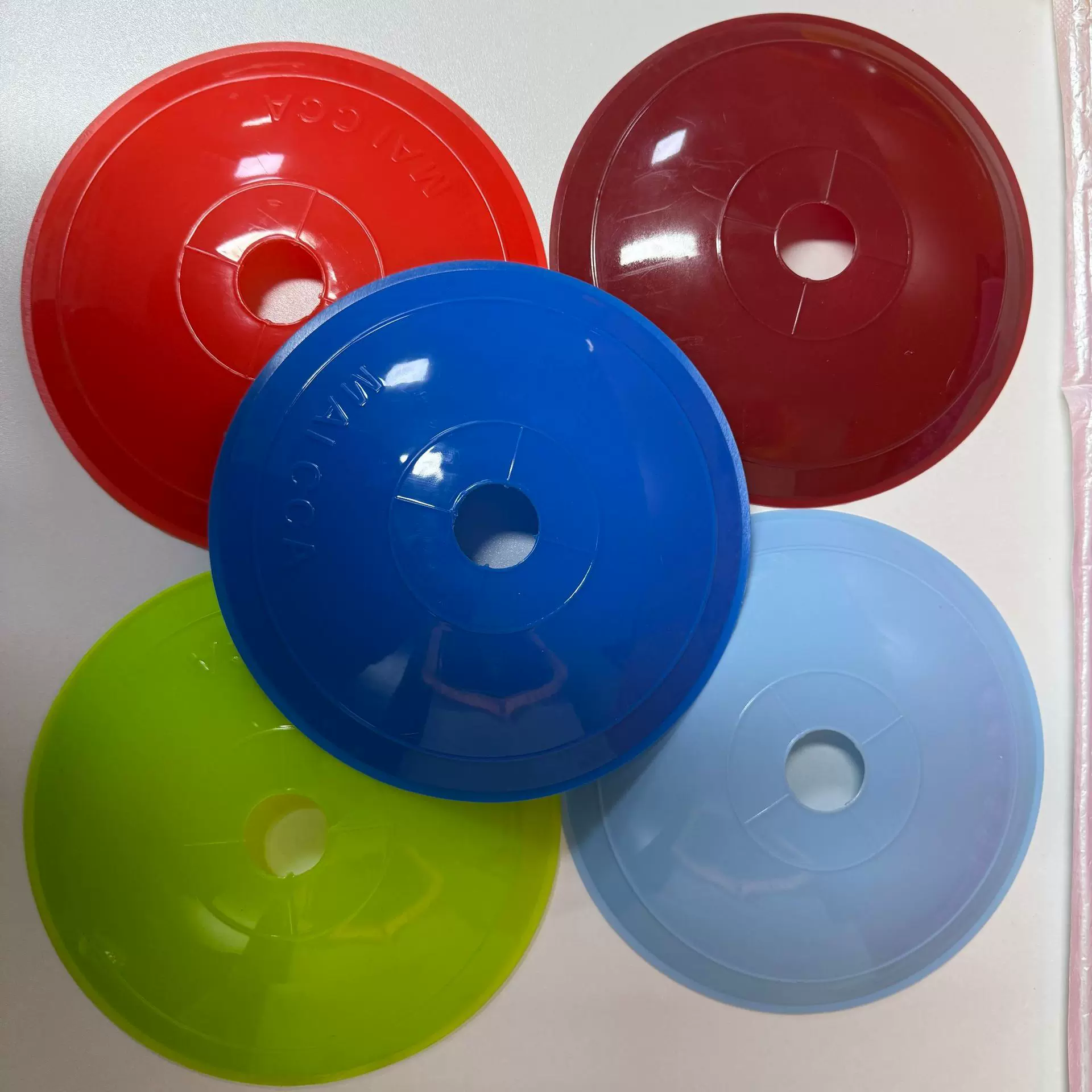 外贸尾货清仓处理足球训练辅助用具 圆口足球训练标志碟工厂直销