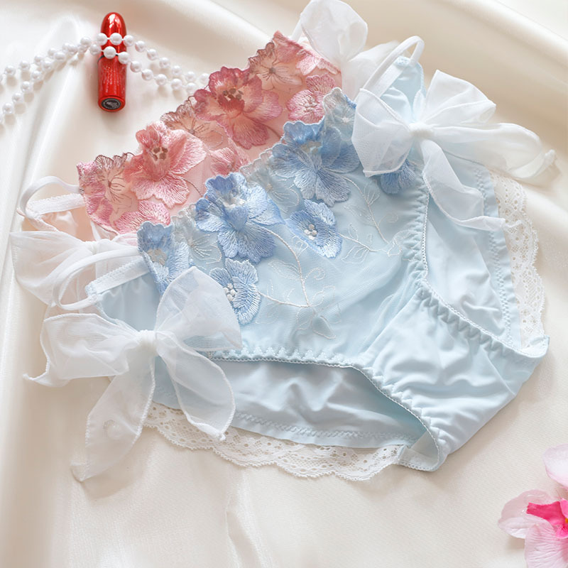 Spring and Summer New Ice Silk Underwear Women's Large Size Fat mm Flower Cool Girl Mid-Waist Sexy Breathable Women's Intimates