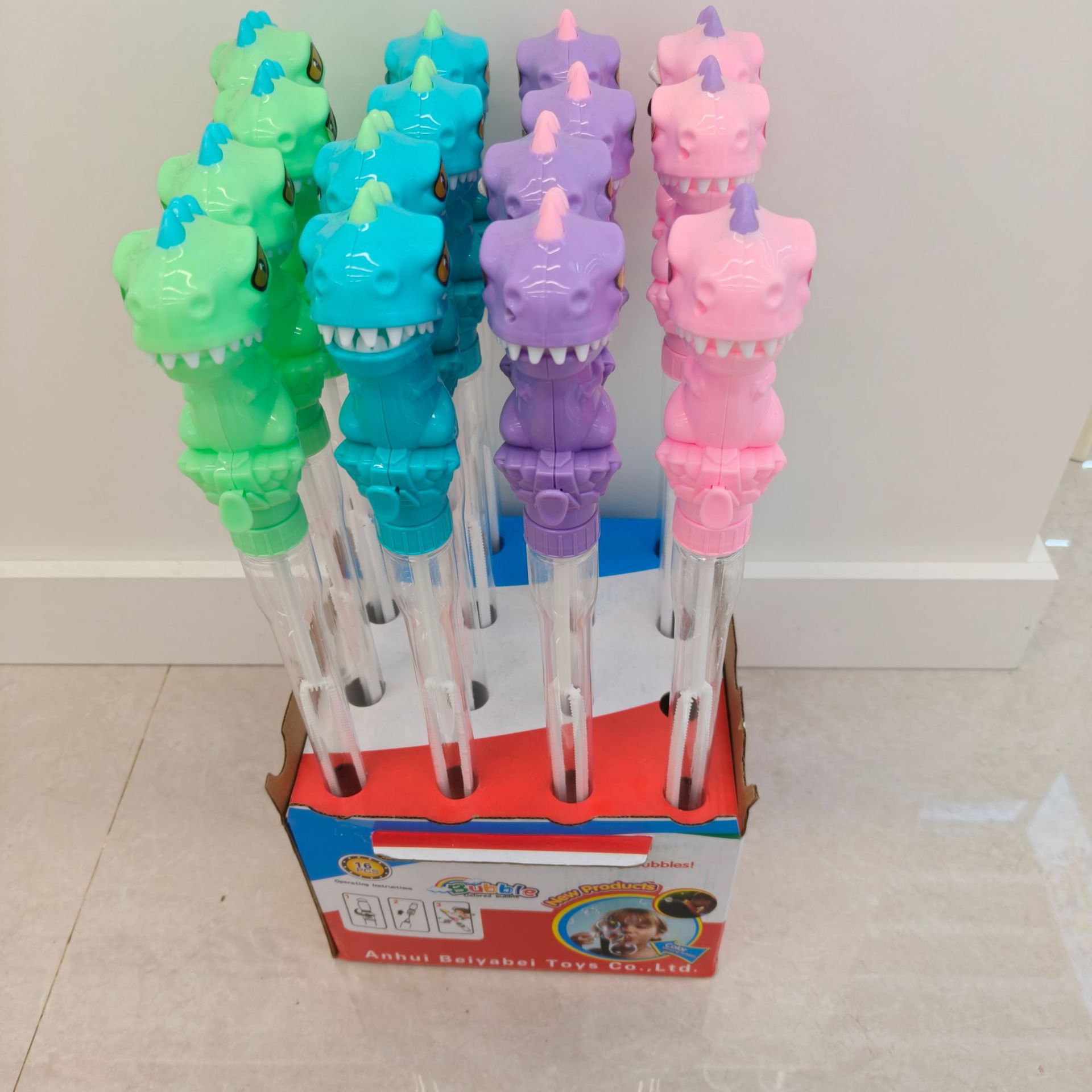 Openable dinosaur bubble wand + concentrated bubble solution