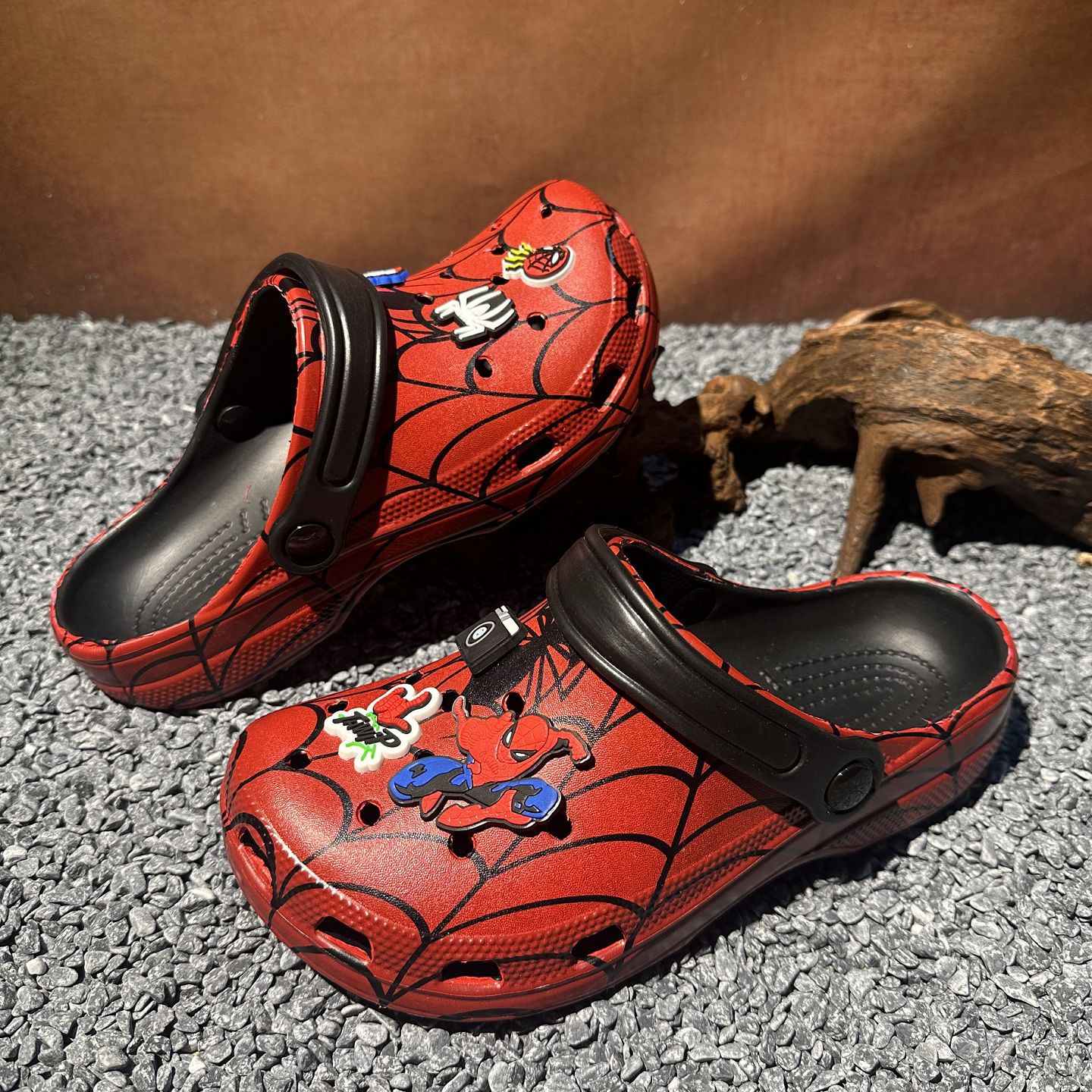 Zapatos para hombres, tendencia de verano, la segunda generación de arañas, zapatos para hombres y mujeres, anti-deslizante, playa de baotou