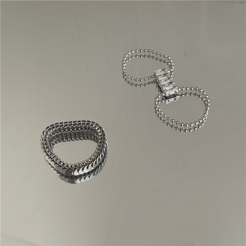 Conjunto De Anillos De Cadena De Circón Diseño De Nicho Simple Personalidad Temperamento Anillo De Moda Salvaje display picture 6