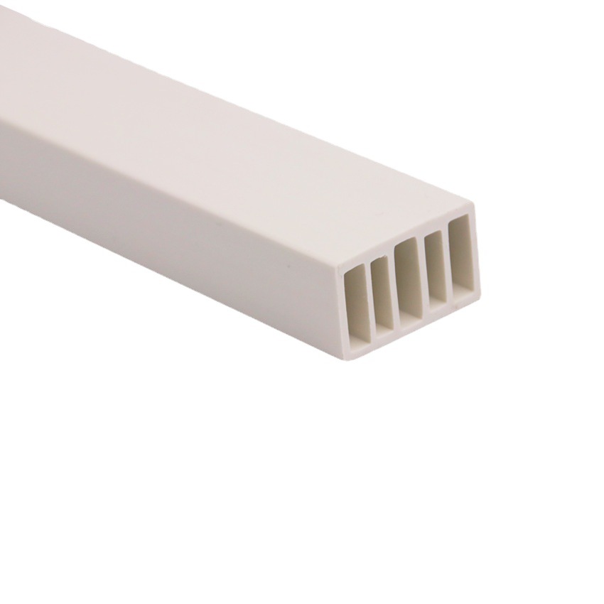 Perfiles de plástico extruidos, perfiles huecos de PVC, tubos cuadrados de PVC de nueve orificios, tubos de plástico, según dibujos y muestras.