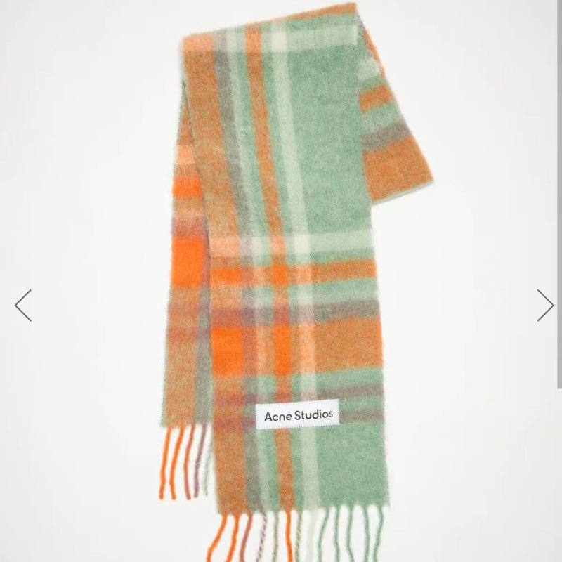 Полный набор этикеток в стиле зеленой и оранжевой шерсти.