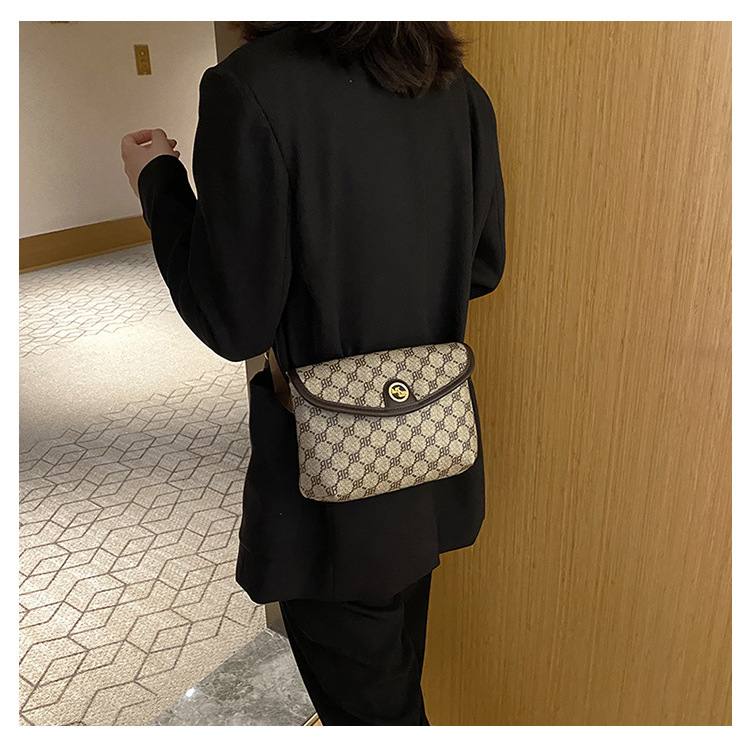 Borse piccole da donna 2023 nuova moda trendy borsa a tracolla stampata retrò borsa da petto versatile borsa quadrata a tracolla singola temperamento_voghion.com
