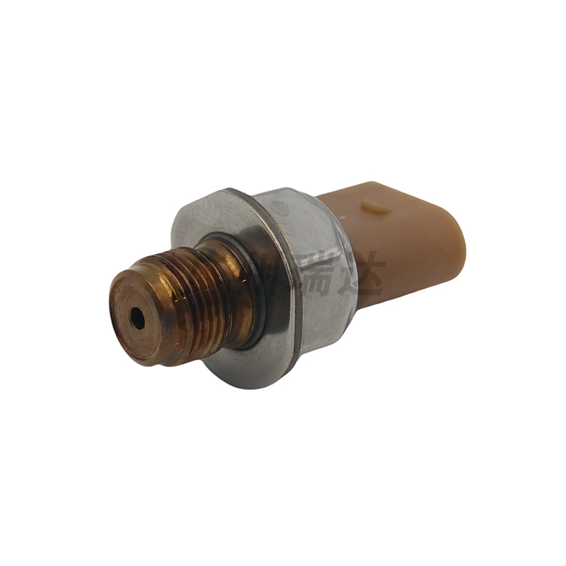 03L906054A Sensor de presión de combustible para los modelos Volkswagen Audi 03L906054A