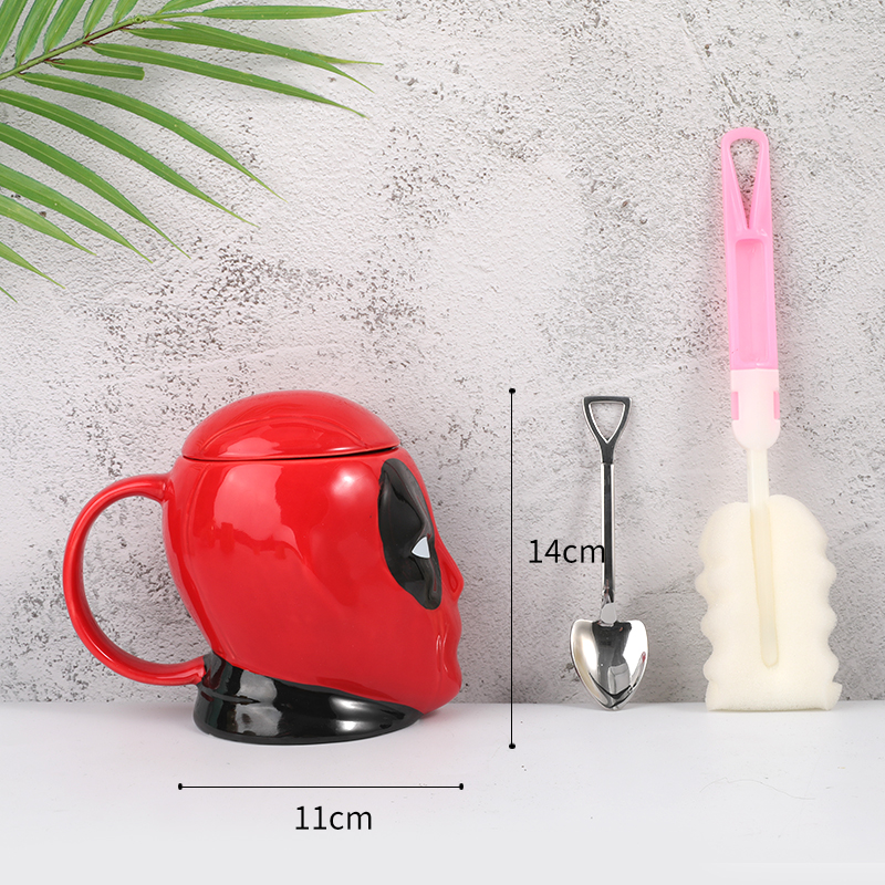 Cerámica transfronteriza Marvel Cup Iron Man con cubierta con cuchara taza Deadpool Thanos taza de agua tendencia de personalidad