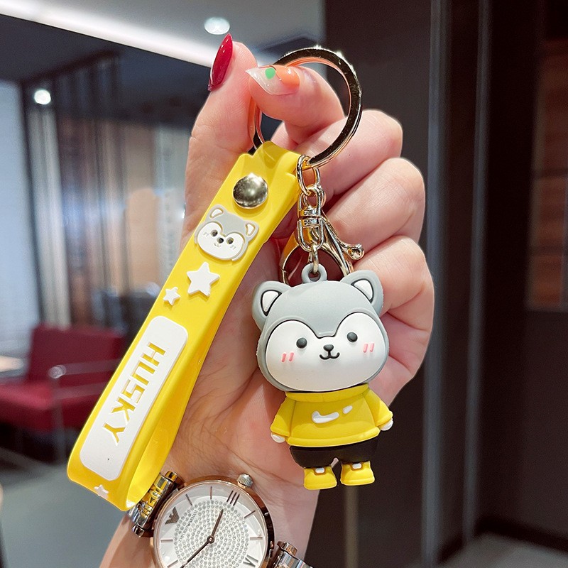 Venta directa de fábrica llavero colgante pequeño muñeca tridimensional llavero de coche mochila escolar colgante puesto al por mayor productos pequeños