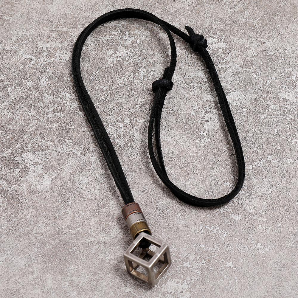 retro alloy hollow box pendant adjustable necklace