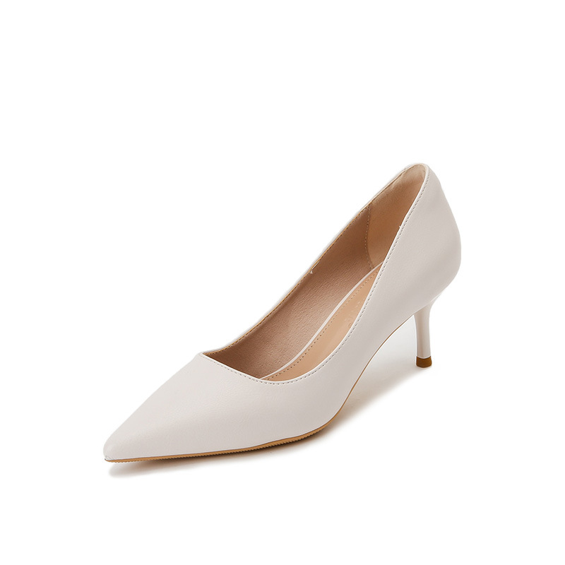 Primavera de 2022 nuevo estilo en línea de chicas francesas desnudas zapatos de tacones altos de tacones delgados sexy zapatos de trabajo negros puntiagudos