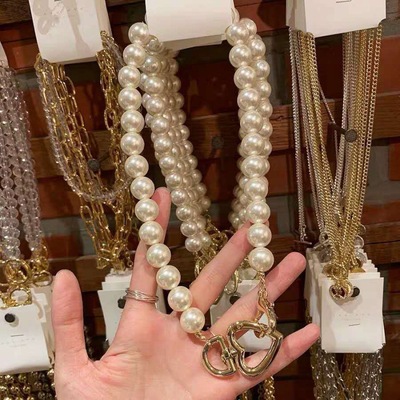 Pearl sweater chain have more cash than can be accounted for Korean Edition Pearl Necklace multi-storey Clover fashion Autumn and winter Versatile Jewelry clothing Pendant