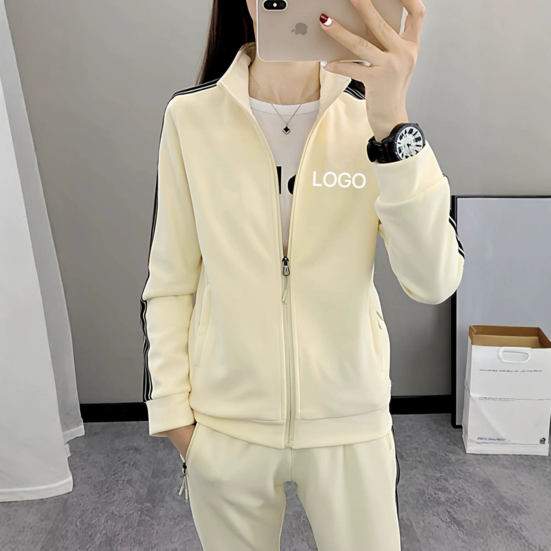 Trendy Casual Sports Suit for Middle-Aged Women, Spring and Autumn Jacket with Versatile Zipper and Stand Collar, Three-Piece Set