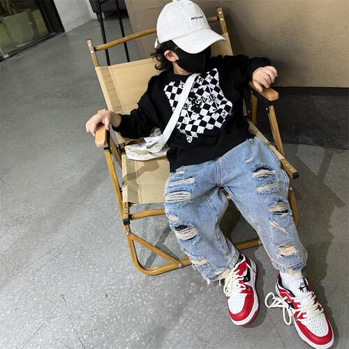 Children's 2024 Spring New Style Straight Leg Jeans for Small Children and Babies, Distressed Style Cool Streetwear Hipster Pants 031