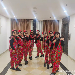 ��һ�����̏�С�u���xͬ���赸���|���󻨲����b��Ц�R�ן��\ѝ