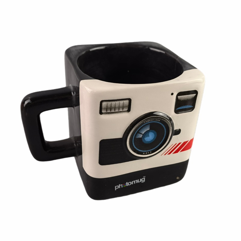 Cuadrado cuadrado creativo juegos de tazas de agua para niños tazas de cerámica tazas de marca de tazas fuentes de fabricación al por mayor