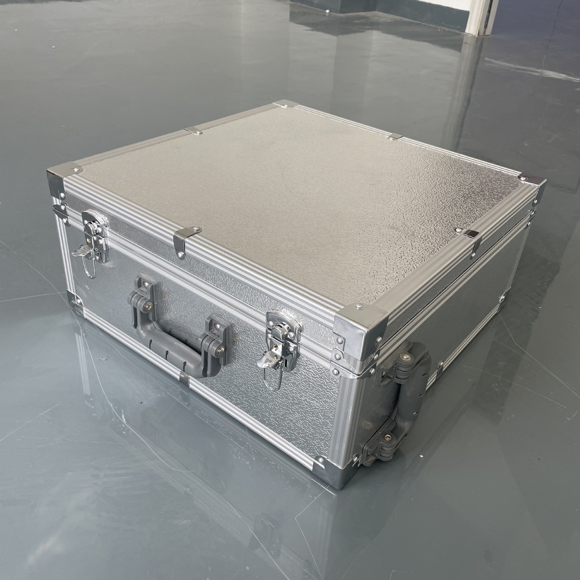 三相多功能标准表 (1).JPG