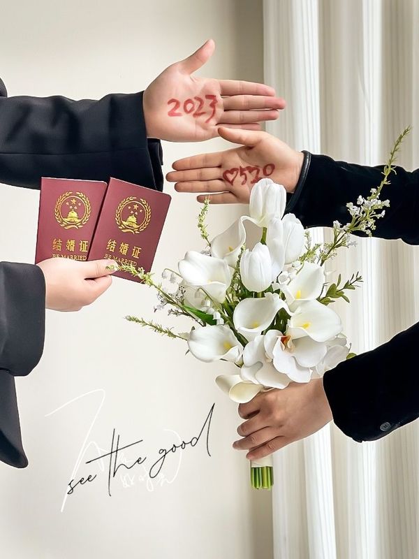 高档马蹄莲新娘手捧花结婚拍照装饰高级求婚把束领证花束道具|undefined