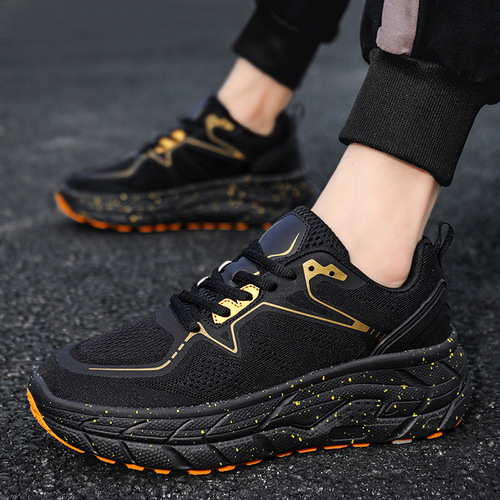 Summer new foreign trade racing cushioning marathon running shoes men's fly woven breathable casual casual couple sports shoes wholesale