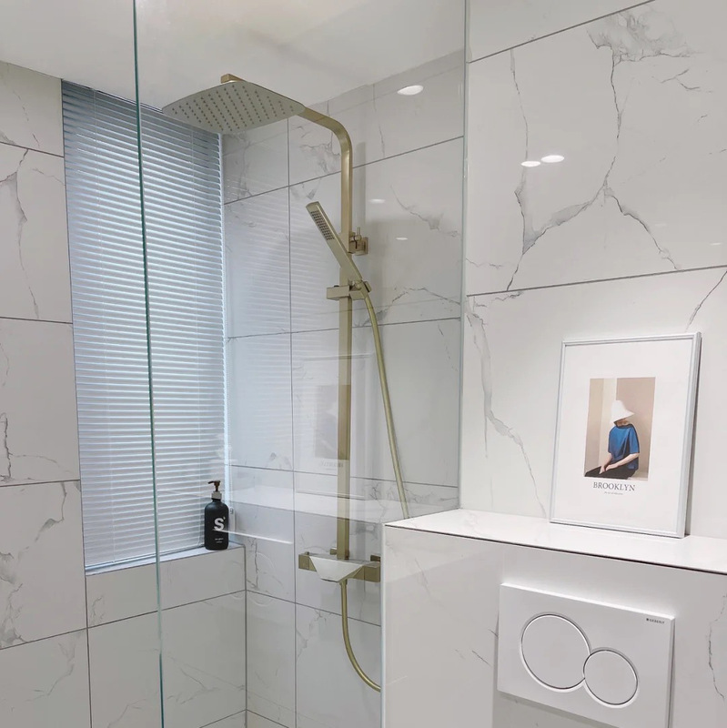 Fish belly white marble tile modern minimalist living room floor tile Nordic bathroom jazz white wall tile all-ceramic