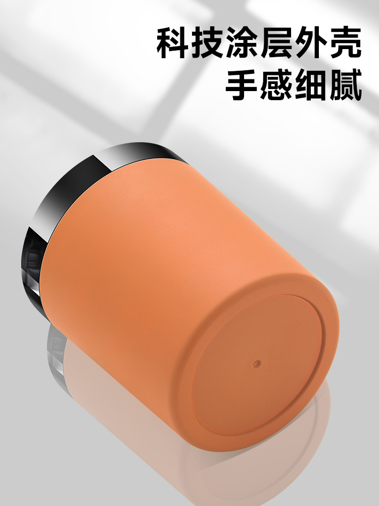 Car Ashtray Multi-functional Personality Fashion LED Luminous with Lid Button Ashtray for Men and Women