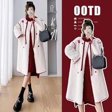 孕妇套装冬季韩版新品减龄时尚连帽毛衣裙+加厚羊羔毛长款外套