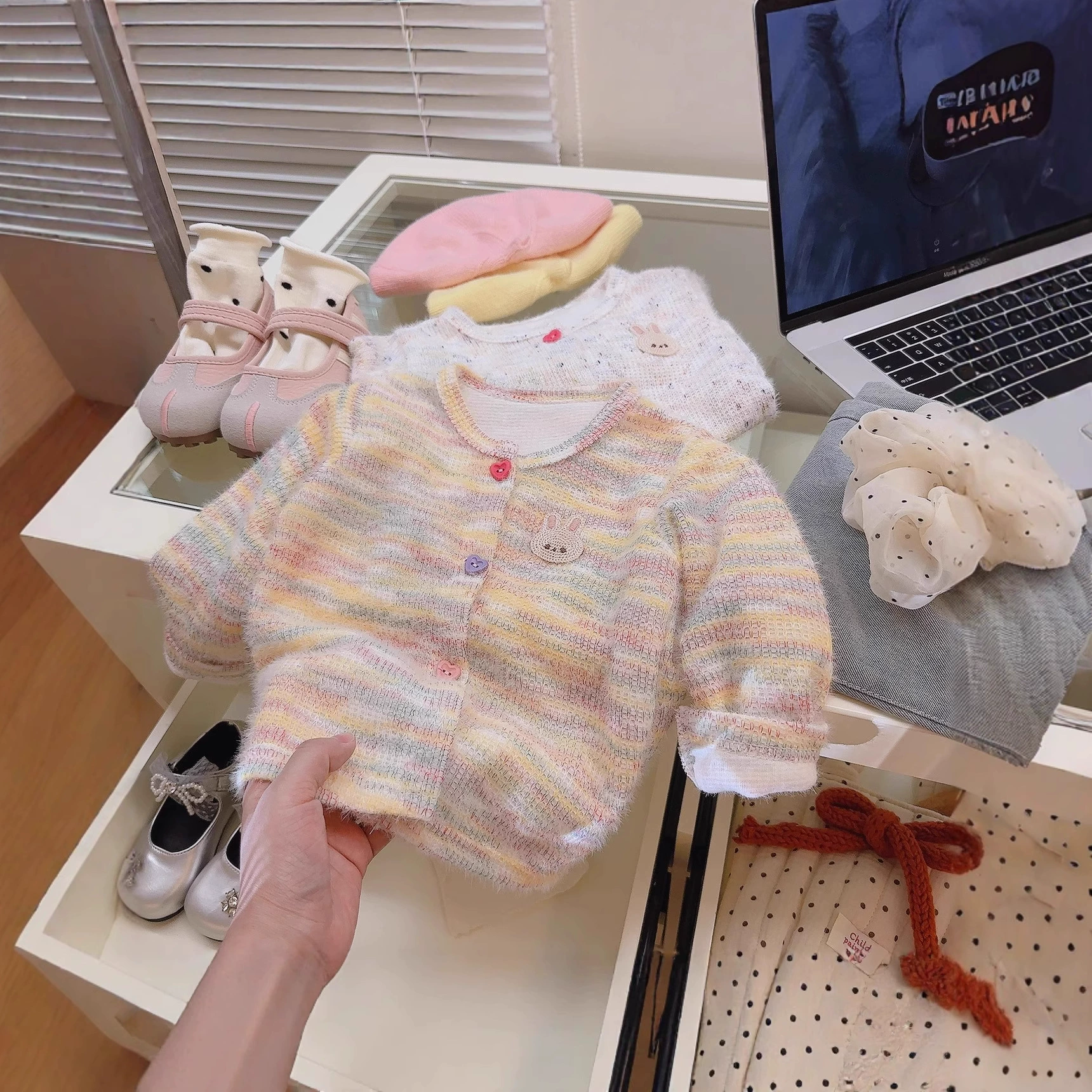 Свитер для девочек весна и осень 2025 новый иностранный модный кардиган