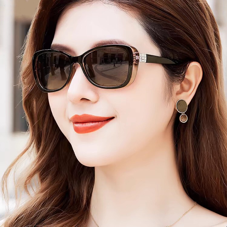 2024 New Style Polarized Sunglasses Women's Fashionable Moisture Anti-UV Sunglasses Large Frame Round Face Personalized Internet Red Glasses 2024 New Style Polarized Sunglasses Women's Fashionable Moisture Anti-UV Sunglasses Large Frame Round Face Personalized Internet Red Glasses
