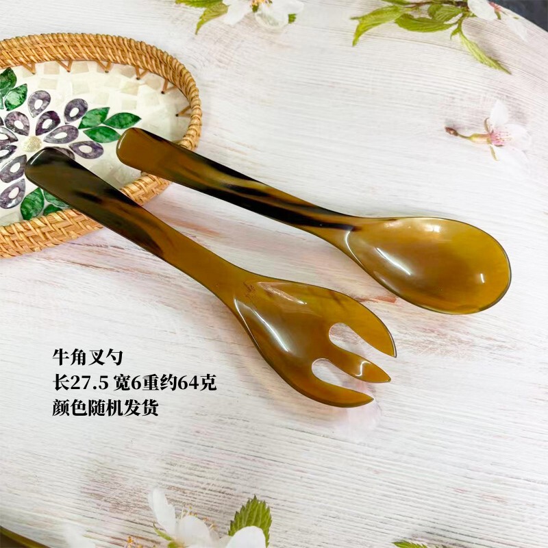 Horn-Shaped Salad Spoon and Fork Set with Long Handle, Dessert Cutlery, Natural Texture, Creative Household Spoon
