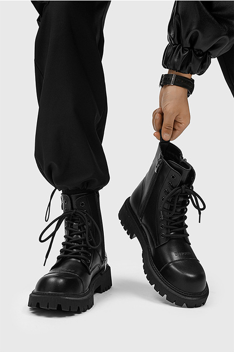 Herrenschuhe 2024 Herbst und Winter neuer Modetrend vielseitige Herren schwarz dicker Absatz quadratische Zehenpartie vorne zum Binden Martin_voghion.com