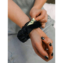 R 60412 Korean Velvet Zipper Hair Scrunchie �����������󳦷�