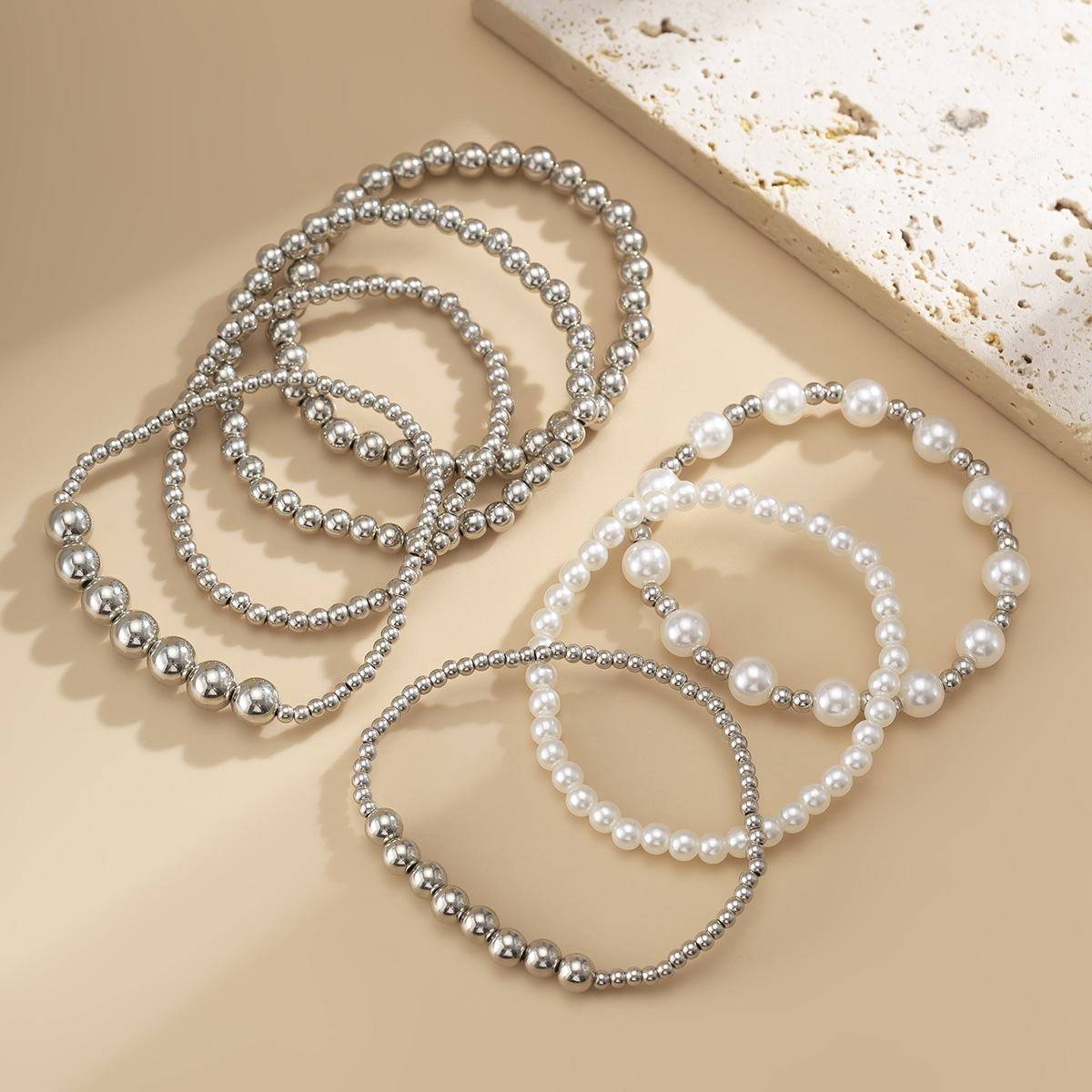 17g Weight CCB Pendant Material Bracelets Classification CCB, Imitation Pearl Chain Material Beaded Chain Chain Type 1 Set Quantity Banquet, Travel Occasion CCB, Imitation Pearl Material Heart Shape Pattern Women's Gender Plating Design Vintage Style Style Vintage Style Heart Shape CCB Imitation Pearl Beaded Chain Beaded Bracelets Wholesale 4