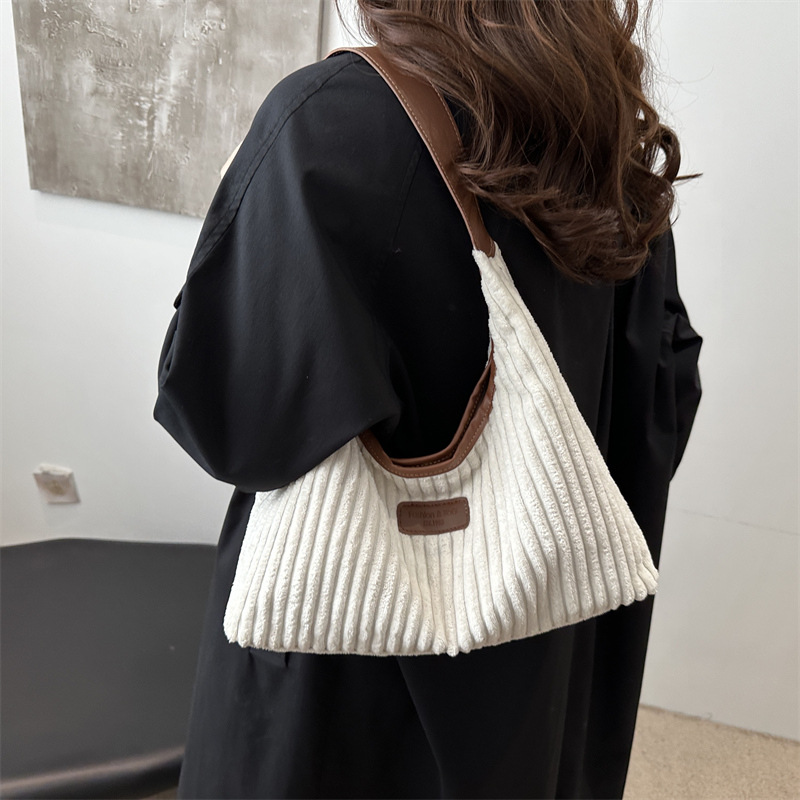 Casual de gran capacidad bolso de terciopelo para mujeres 2024 nuevo otoño invierno versátil bolso de hombro de brazo bolso de mano tote