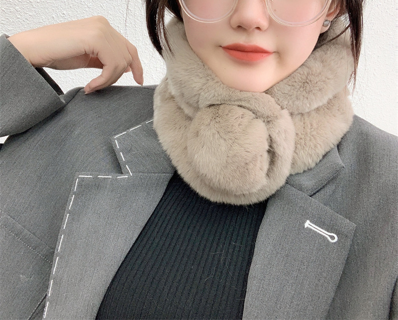 Écharpe en fourrure de renard avec pompons - étole en lapin douce_voghion.com